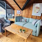 Vakantiehuis Charming Near And Town