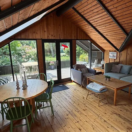 Tatil Evi Charming Near And Town Dronningmølle